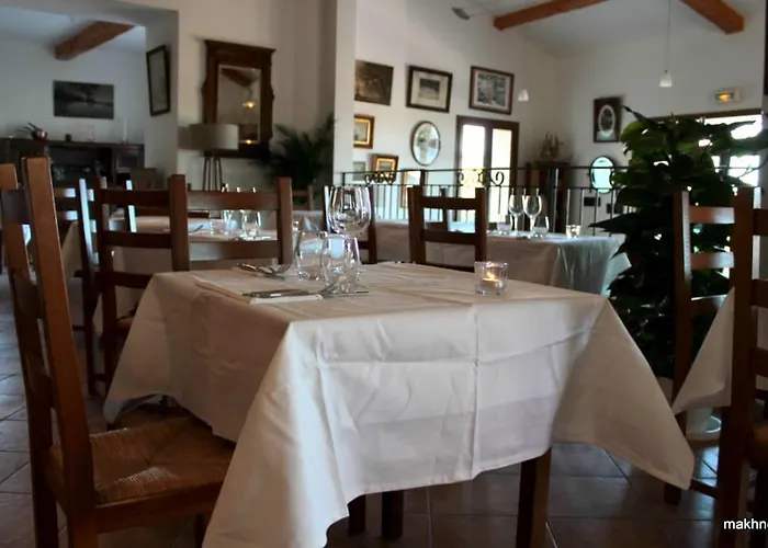 La Campagne De Petre Guest house